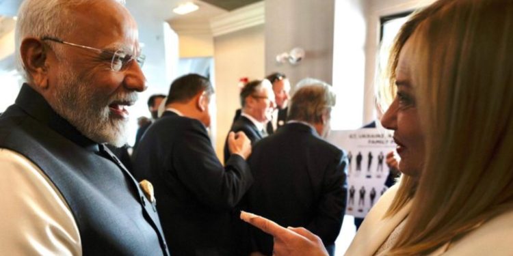 PM Modi : मेलोनी ने शेयर की पीएम मोदी संग खास तस्वीर, बोली – “मजबूत दोस्ती…”