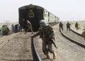 Pakistan : पाकिस्तान में बड़ा धमाका! पटरी से उतरे जाफर एक्सप्रेस के 4 डिब्बे, पेशावर से क्वेटा जा रही थी ट्रेन