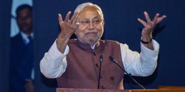 Bihar Politics : ‘अब 1100 रुपए मिलेगी बुजुर्गों को पेंशन’, बिहार चुनाव से पहले CM नीतीश कुमार का ऐलान