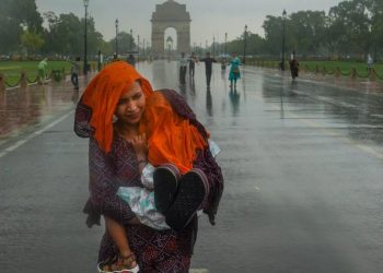 Weather Forecast: दिल्ली की दहलीज पर मानसून…बारिश को लेकर अलर्ट जारी, जानिए मौसम का हाल