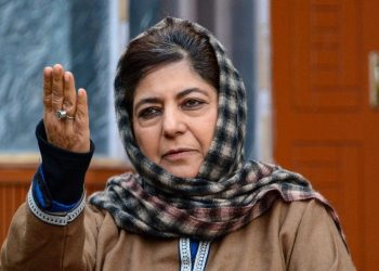 Iran Israel Ceasefire: ईरान-इजरायल सीजफायर पर सामने आई महबूबा मुफ्ती की प्रतिक्रिया, बोलीं- “ये मुबारक दिन है…”