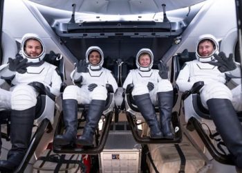 Axiom 4 Mission: बस अब थोड़ा इंतजार… ISS में उतरने वाला है शुभांशु शुक्ला का अंतरिक्ष यान, भारत के लिए गर्व का क्षण