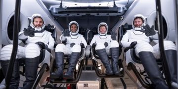 Axiom 4 Mission: बस अब थोड़ा इंतजार… ISS में उतरने वाला है शुभांशु शुक्ला का अंतरिक्ष यान, भारत के लिए गर्व का क्षण