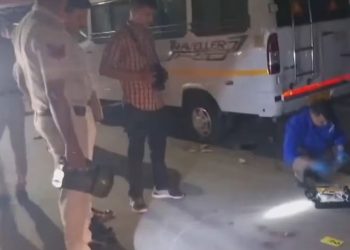 Delhi : 19 साल के यश की सरेआम हुई हत्या…चाकू घोंपकर सुलाया मौत की नींद