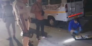 Delhi : 19 साल के यश की सरेआम हुई हत्या…चाकू घोंपकर सुलाया मौत की नींद