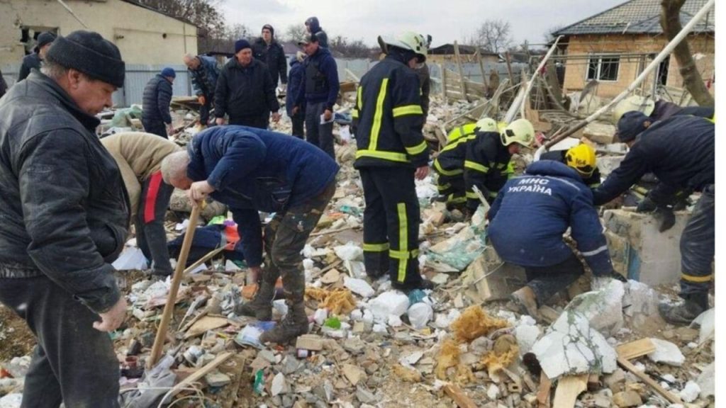 Russia-Ukraine War: रूस ने यूक्रेन पर किया 3 साल का सबसे बड़ा अटैक, 477 ड्रोन व 60 मिसाइलें दागी