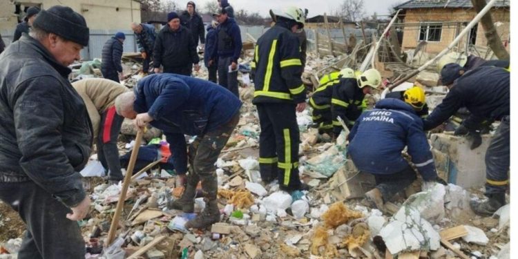 Russia-Ukraine War: रूस ने यूक्रेन पर किया 3 साल का सबसे बड़ा अटैक, 477 ड्रोन व 60 मिसाइलें दागी