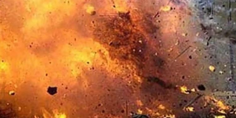 Hyderabad Blast: हैदराबाद में केमिकल फैक्ट्री में भीषण विस्फोट, 8 लोगों की मौत