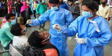 Corona Cases : कोरोना ने मचाया ‘कोहराम’! भारत में 4000 के पार पहुंचा मरीजों का आंकड़ा