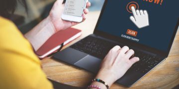 Bihar: बिहार बनेगा मोबाइल से वोटिंग कराने वाला देश का पहला राज्य, घर बैठे डाल सकेंगे वोट; जानें रजिस्ट्रेशन का तरीका