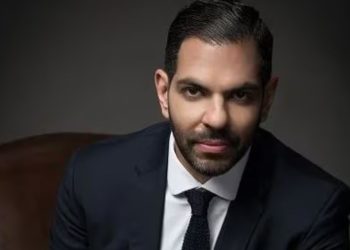 Sunjay Kapur Death: संजय कपूर के अंतिम संस्कार में क्यों हो रही देरी? वजह जान हो जाएंगे हैरान