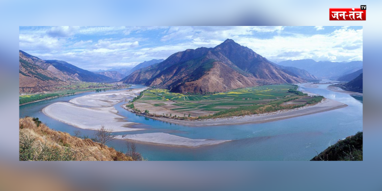 चीन में ऐसा क्या हुआ जिसकी वजह से तोड़े 300 डैम?