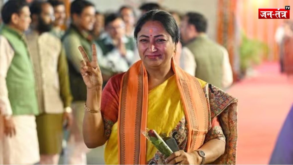 सीएम रेखा गुप्ता
