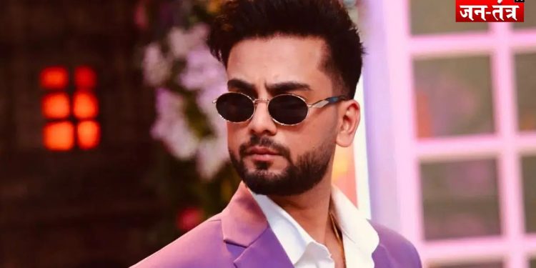 सांप के ज़हर केस में एल्विश यादव के खिलाफ ट्रायल पर सुप्रीम कोर्ट की रोक, यूपी सरकार को भेजा नोटिस