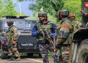 जम्मू-कश्मीर: कुलगाम जंगल में मुठभेड़, सुरक्षाबलों ने आतंकी को मार गिराया