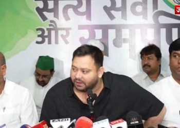 “अब मैं चुनाव कैसे लड़ूं?…” वोटर लिस्ट से नाम कटने पर तेजस्वी यादव का फूटा ग़ुस्सा, चुनाव आयोग पर गंभीर आरोप