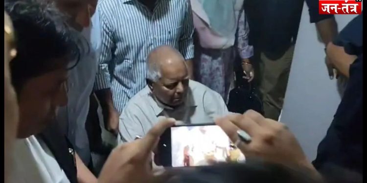 IRCTC घोटाले में लालू-राबड़ी-तेजस्वी को झटका, बिहार चुनाव में बढ़ी RJD की मुश्कीलें !