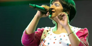 ‘ओनेक जागो मां होयेचे, सेक्युलर गा’: लग्नजिता को स्टेज पर रोका, BJP का TMC पर बड़ा अटैक