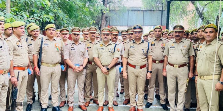 अपराध नियंत्रण के लिए  नोएडा पुलिस ने किया ‘यक्ष एआई’ ऐप लागू