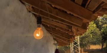 आजादी के 78 साल बाद भी अंधेरे में झारखंड का एक गांव