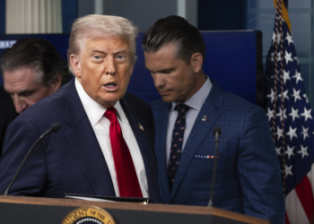 ट्रंप का दावा: मोदी मुझसे नाखुश, भारत पर 50% टैरिफ लगाए…..