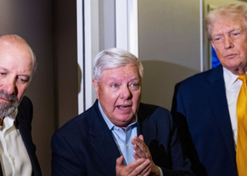 भारत-चीन पर 500% टैरिफ का खतरा, सस्ता रूसी तेल खरीदने वालों को सज़ा