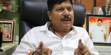 दबंग अर्जुन सिंह : जुट मिलों से संसद तक, सत्ता संघर्ष की अंतहीन लड़ाई