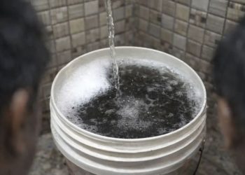 हवा नहीं अब दिल्ली का पानी बन गया जहर!