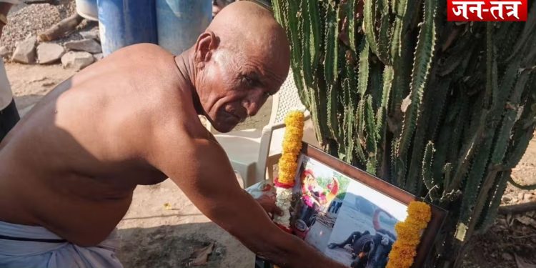बैल की मौत पर तेरहवीं: महाराष्ट्र के किसान ने पेश की प्रेम की अनूठी मिसाल
