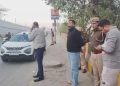 पीरागढ़ी फ्लाईओवर पर टवेरा में 3 शव: पुलिस जांच में जुटी…