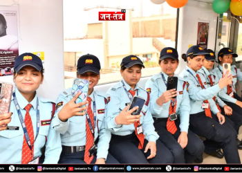 यूपी में हर तीसरी मेट्रो ट्रेन चला रही है महिला शक्ति