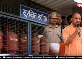 सीएम योगी का ‘हंटर’ : जेल जाएंगे सिलेंडर की कालाबाजारी करने वाले