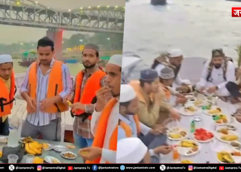 वाराणसी: गंगा के बीच नाव पर इफ्तार पार्टी पड़ी भारी
