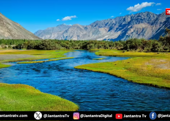 ऐसी कौन-सी नदी जो सम्रुद में नहीं मिलती है?