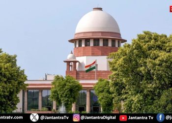 माता-पिता दोनों IAS अधिकारी हैं, तो आरक्षण की मांग क्यों?