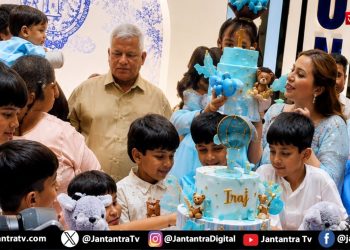 फिर से एकजुट नजर आया लालू परिवार
