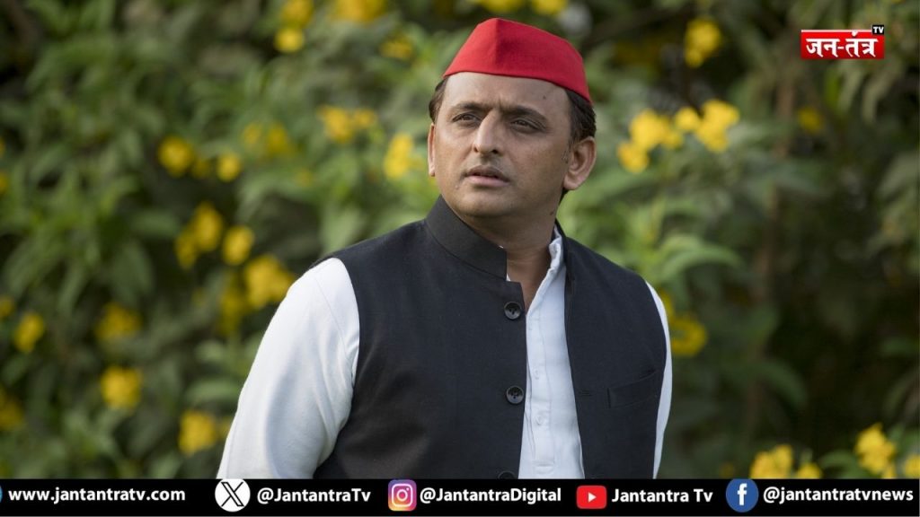 अखिलेश यादव : ‘2027 का चुनाव आखिरी, हारे तो चंबल चले जाएंगे…’